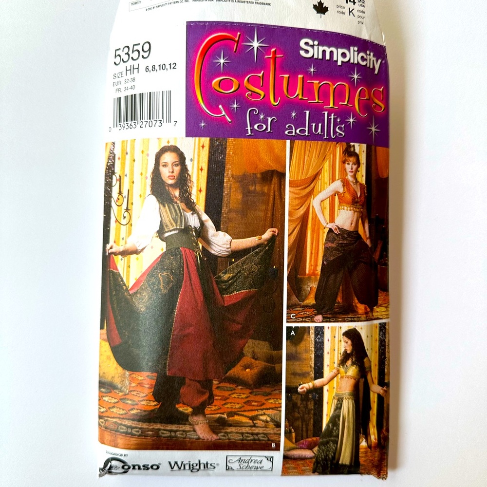 Simplicity 5359 costume sewing pattern